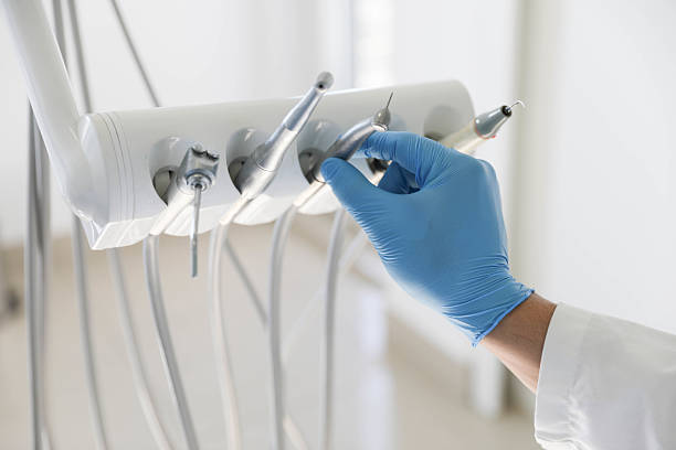 Professional Emergency Dentist technician working in Quincy, MI